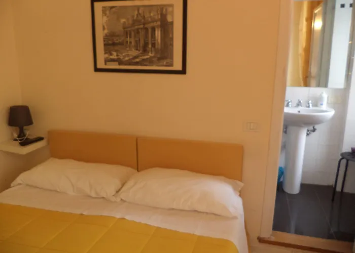 Quo Vadis 2 Frühstückspension 3*